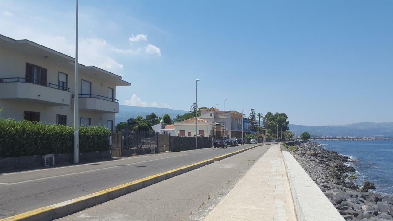 Casa Del Levante Riposto Kültér fotó