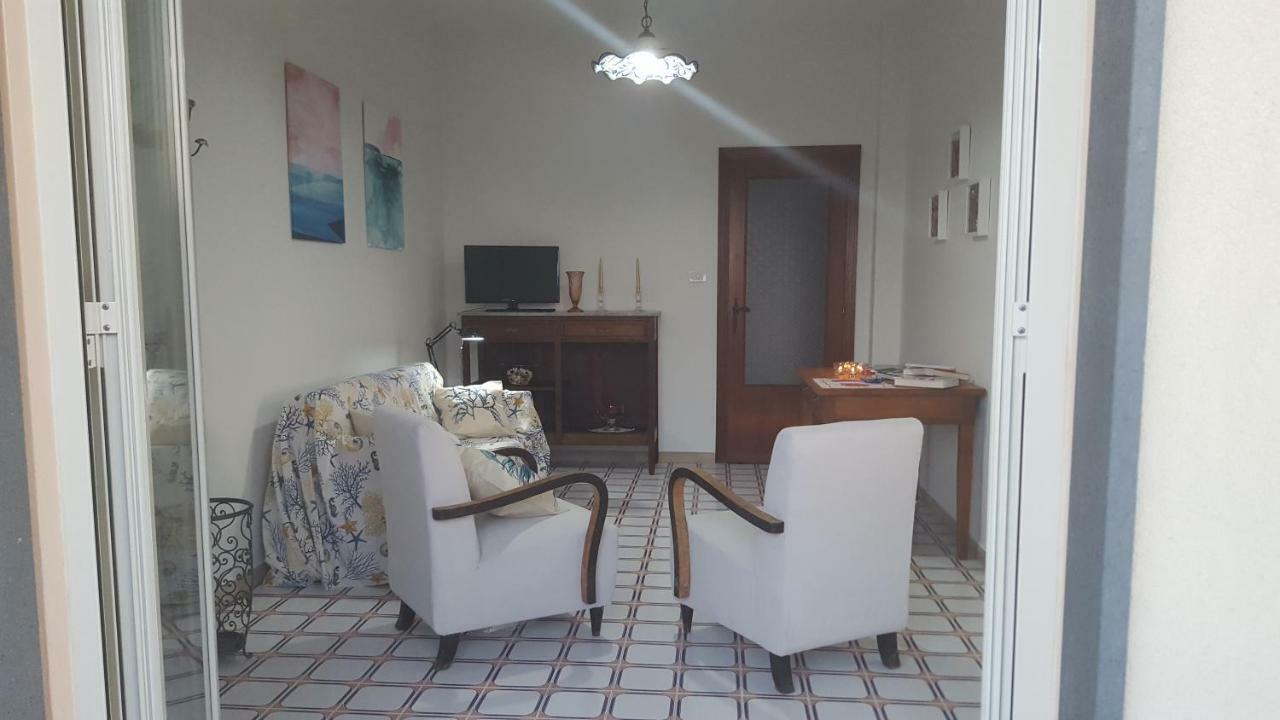 Casa Del Levante Riposto Kültér fotó
