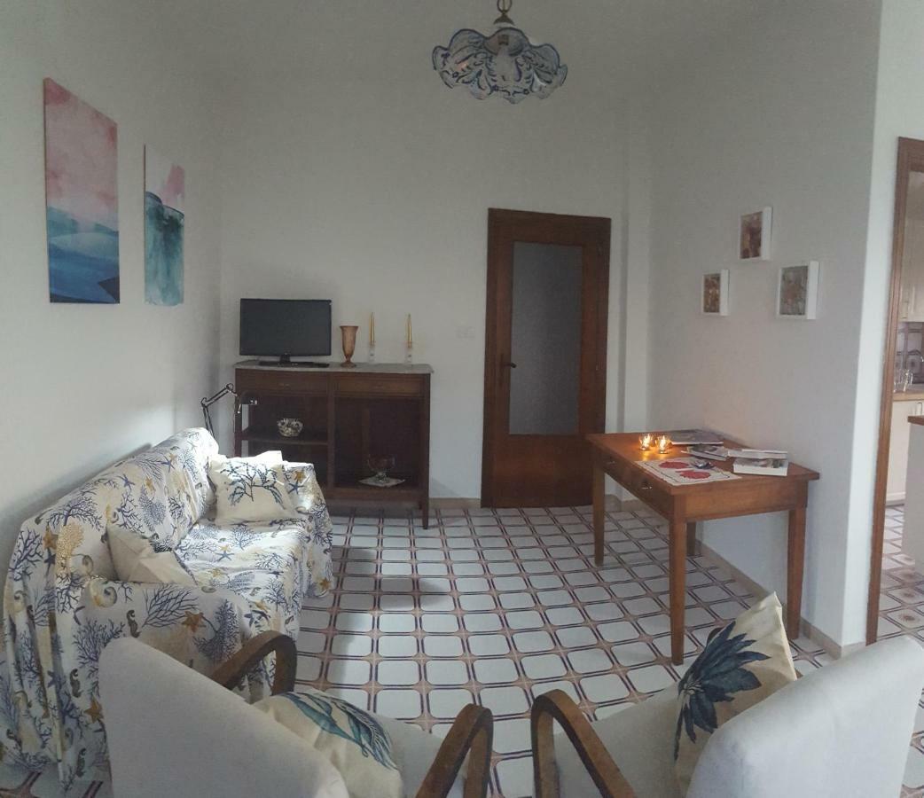 Casa Del Levante Riposto Kültér fotó