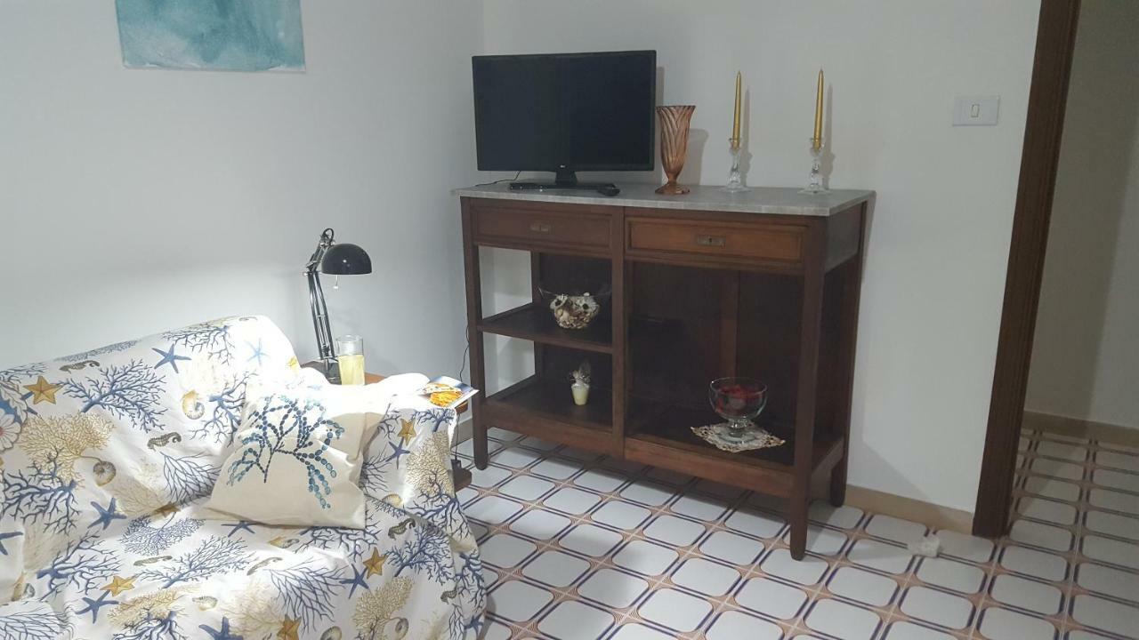 Casa Del Levante Riposto Kültér fotó