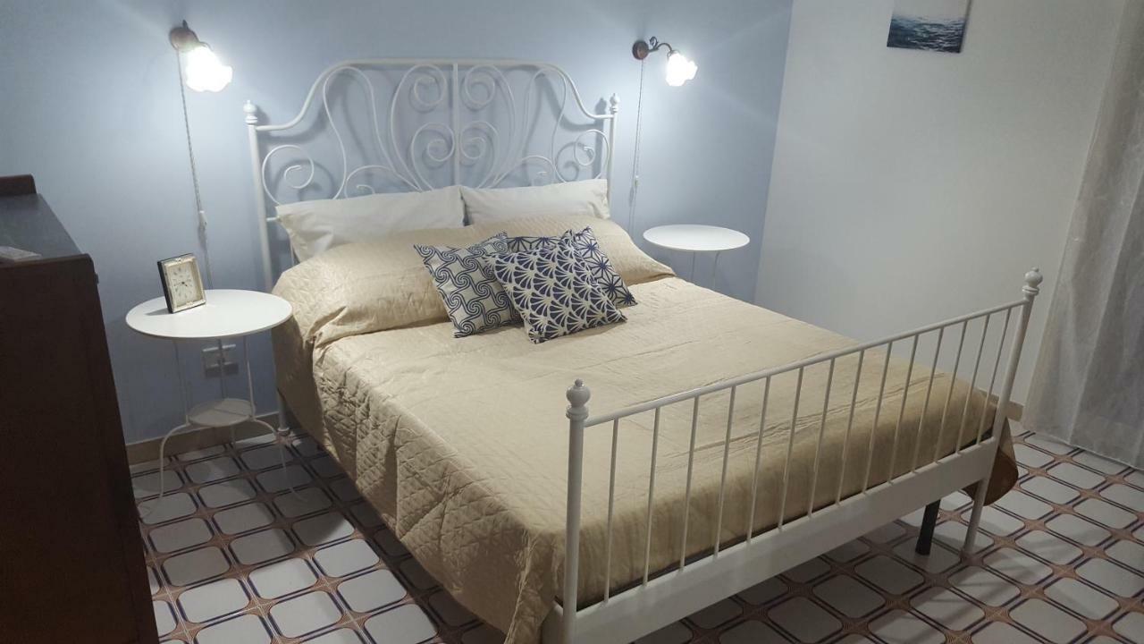 Casa Del Levante Riposto Kültér fotó